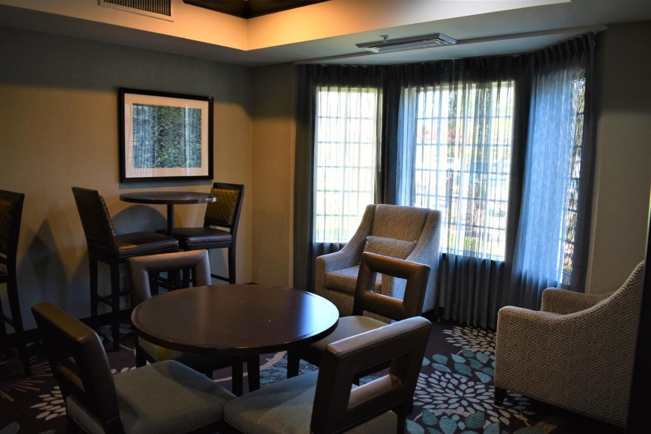 Staybridge Suites Cranbury - South Brunswick By Ihg Екстер'єр фото